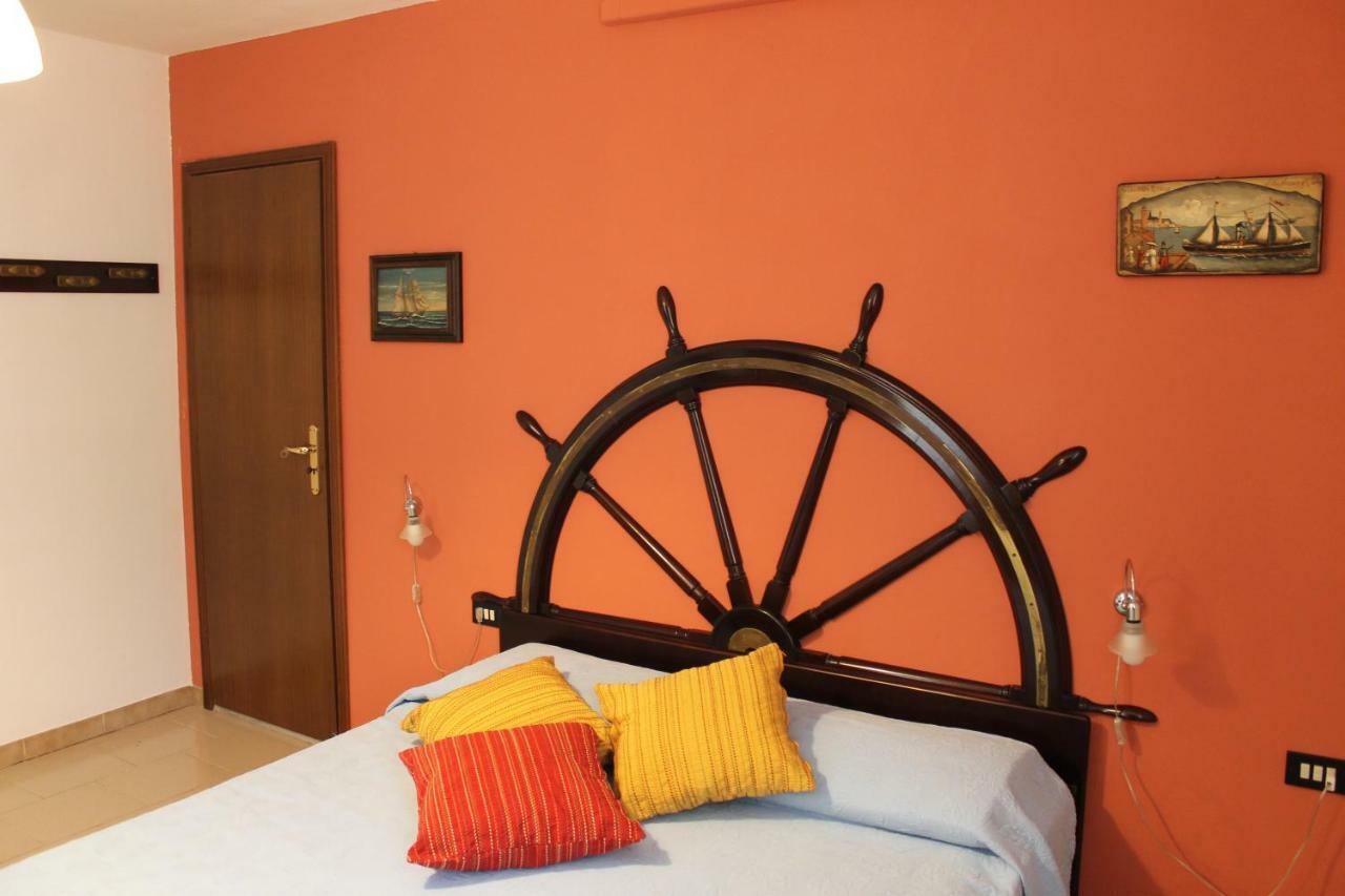 Capitan Nemo-Golfo Dei Poeti Apartamento La Spezia Exterior foto
