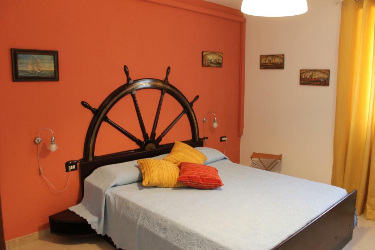 Capitan Nemo-Golfo Dei Poeti Apartamento La Spezia Exterior foto