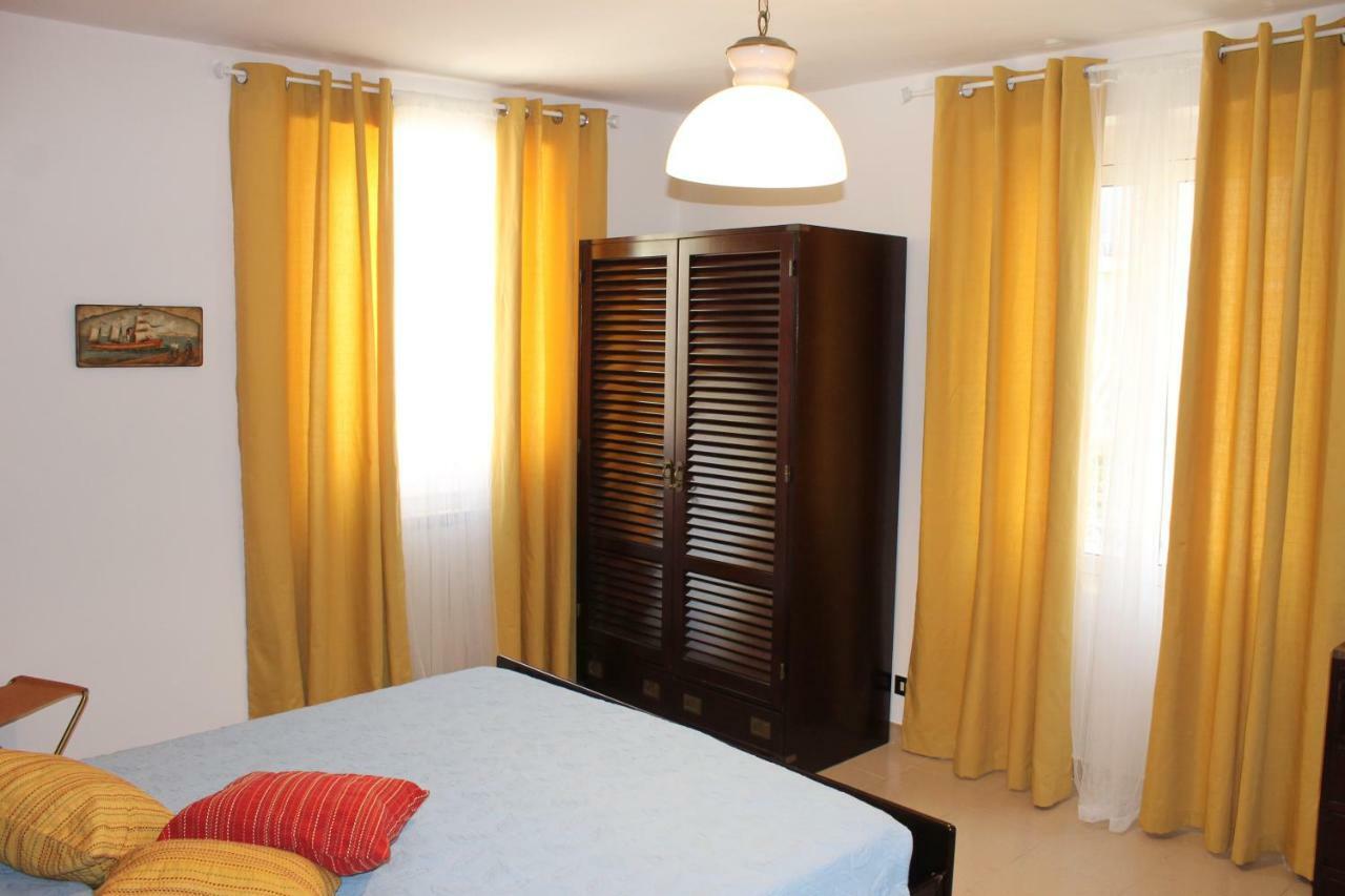 Capitan Nemo-Golfo Dei Poeti Apartamento La Spezia Exterior foto